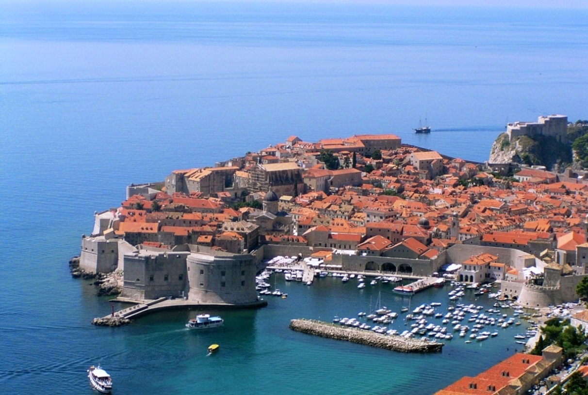 Dubrovnik - Photos, Info, Tips, Attractions, Tourism and History